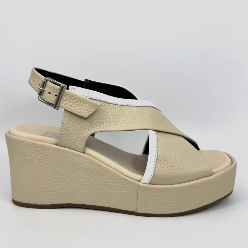 PLUMERS Sandalias*Sandalia Plataforma Piel BEIGE