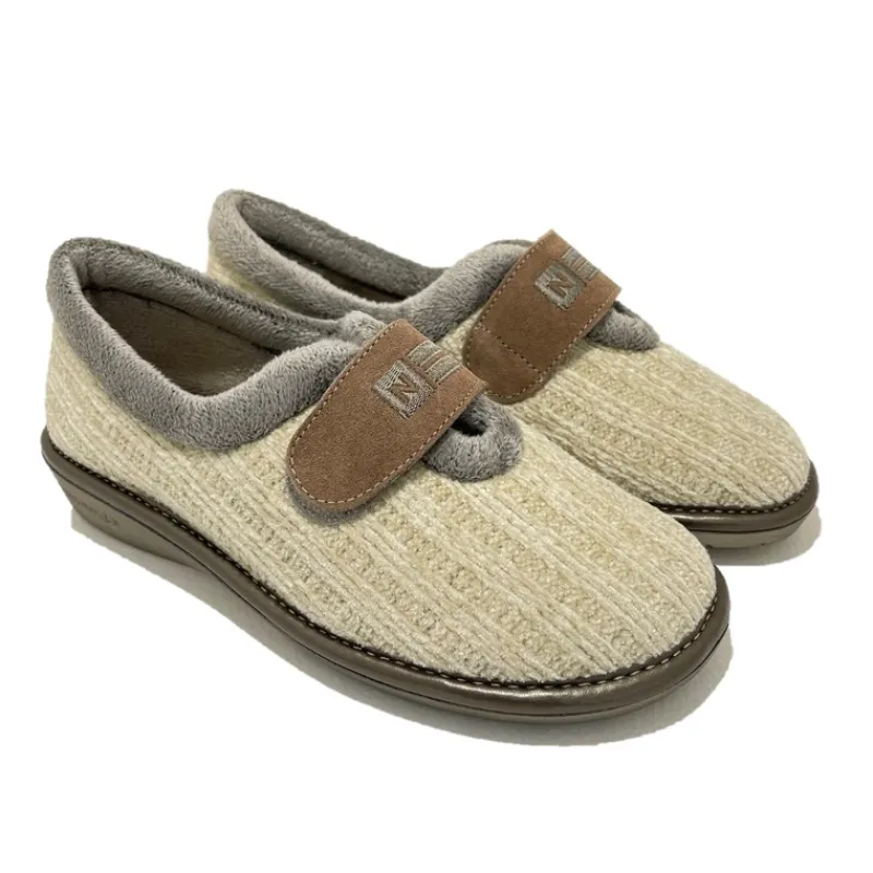 NORDIKAS Zapatillas De Casa*Zapatilla Cerrada Velcro BEIGE