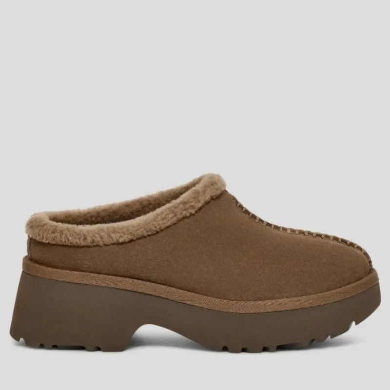 UGG Zapatos*Zueco New Heights Cozy TAUPE